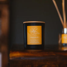 Load image into Gallery viewer, Isle of Skye Candle Company - Lemongrass - Signature Collection
