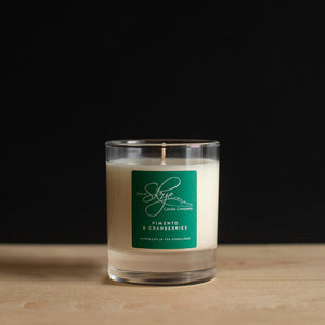 Isle of Skye Candle Company - Pimento & Cranberries - Signature Collection