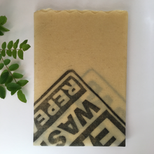 Load image into Gallery viewer, Natural Beeswax Food Wraps
