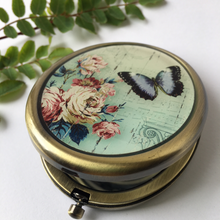 Load image into Gallery viewer, Classic Vintage Oval Butterfly Compact Mirror with Clasp - The Munro 