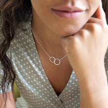 Load image into Gallery viewer, Brushed Interlocking Hoop  Necklace in Silver